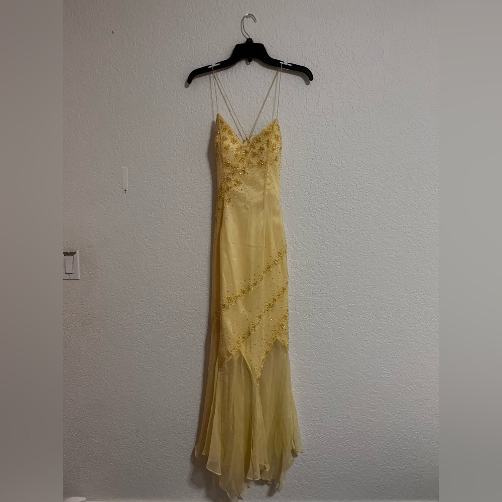 Vintage do you love me yellow beaded dress!!